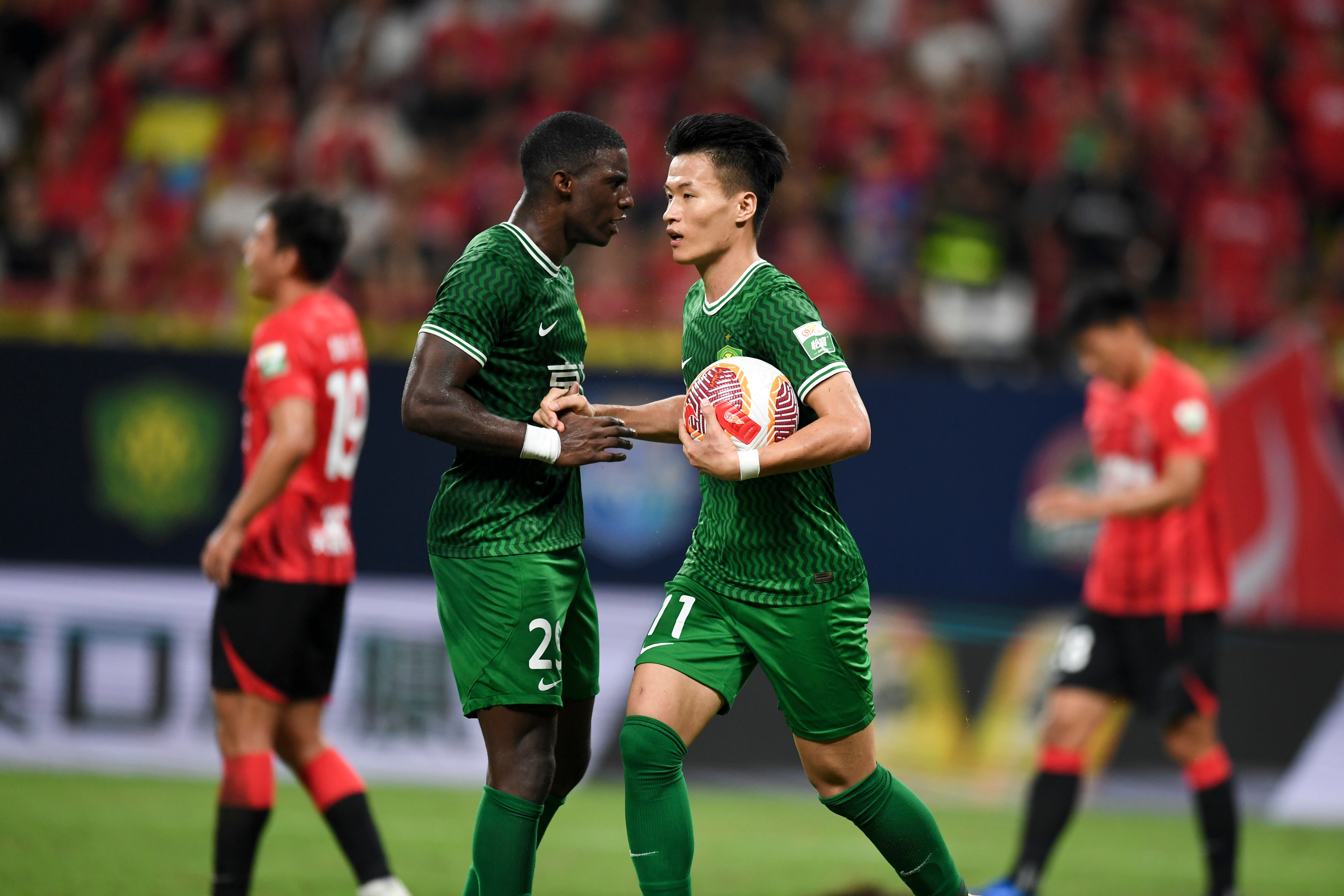 苏宁vs国安：客场作战关键比赛的简单介绍