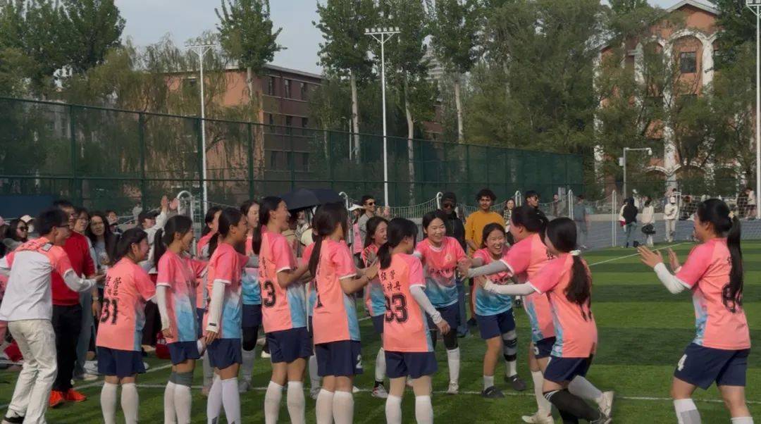 安博体育官方网站-包含精英女足锐意备战国际高峰赛，矢志勇夺桂冠的词条